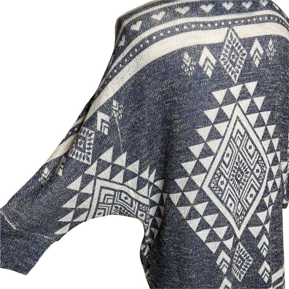 Charming Charlie Women's Boho Dolman Short Sleeve Sweater Size Medium Geometric - Picture 5 of 9